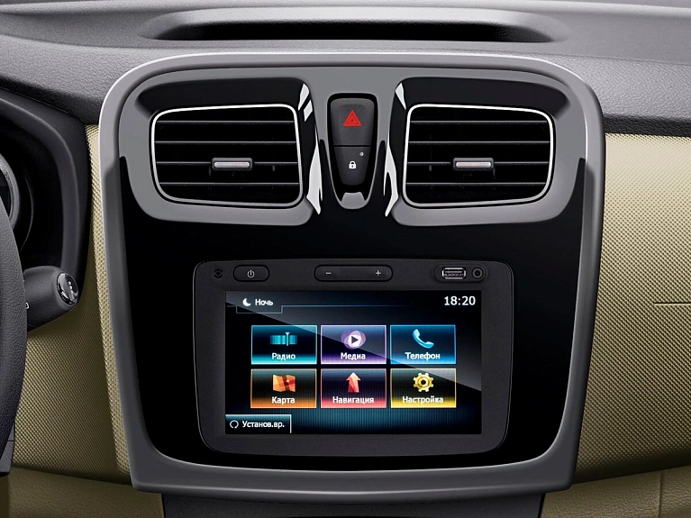 Renault Logan AT